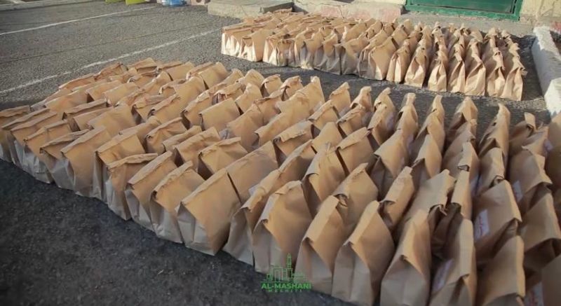 «Әл Машани» мешітінде 400 студентке «Ауызашар қоржыны» таратылды