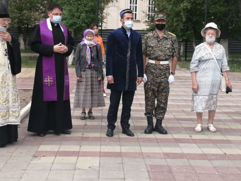 ҚАРАҒАНДЫДА САЯСИ ҚУҒЫН-СҮРГІН ҚҰРБАНДАРЫН ЕСКЕ АЛДЫ