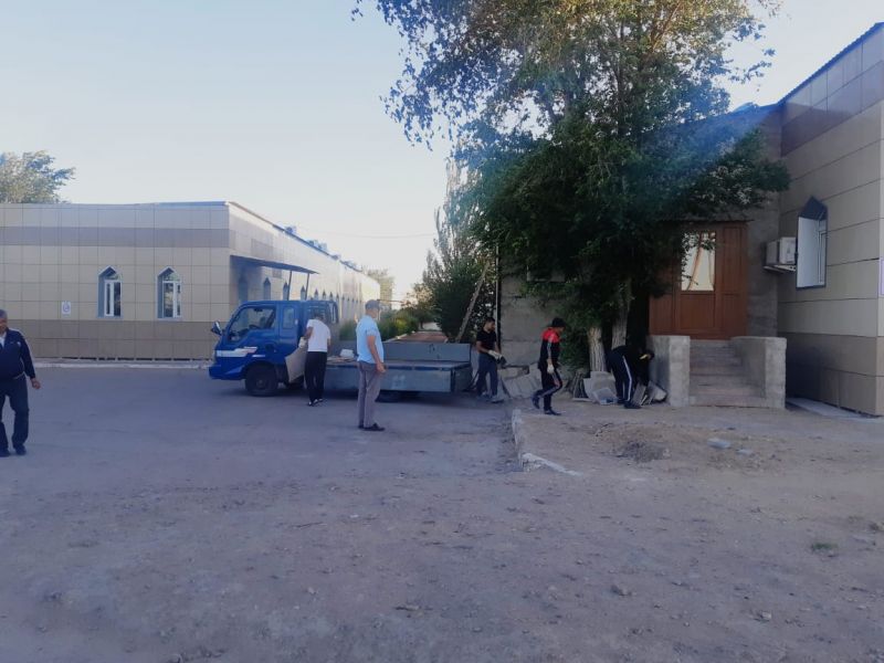 БАЛҚАШ: МЕШІТ АУЛАСЫНА ТАЗАЛЫҚ ЖҮРГІЗІЛДІ