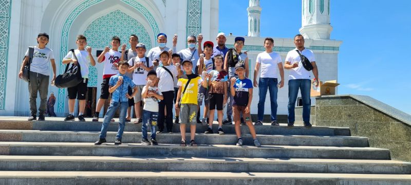 «ӘНЕТ БАБА» МЕШІТІ  БАЛАЛАРҒА ҚУАНЫШ СЫЙЛАДЫ