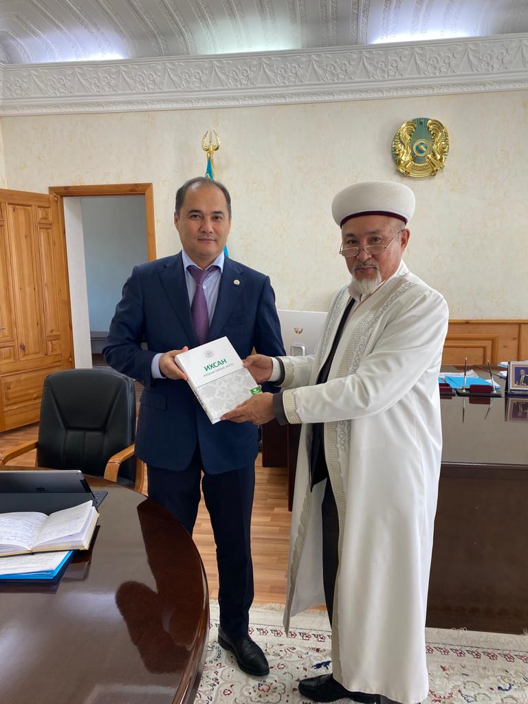 ОБЛЫС БАС ИМАМЫ ЖЕЗҚАЗҢАН ҚАЛАСЫНЫҢ ӘКІМІМЕН КЕЗДЕСТІ