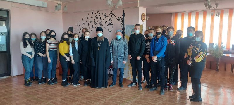 ШАХТИНСК ҚАЛАЛЫҚ КІТАПХАНАСЫНДА РУХАНИ ШАРА ӨТТІ