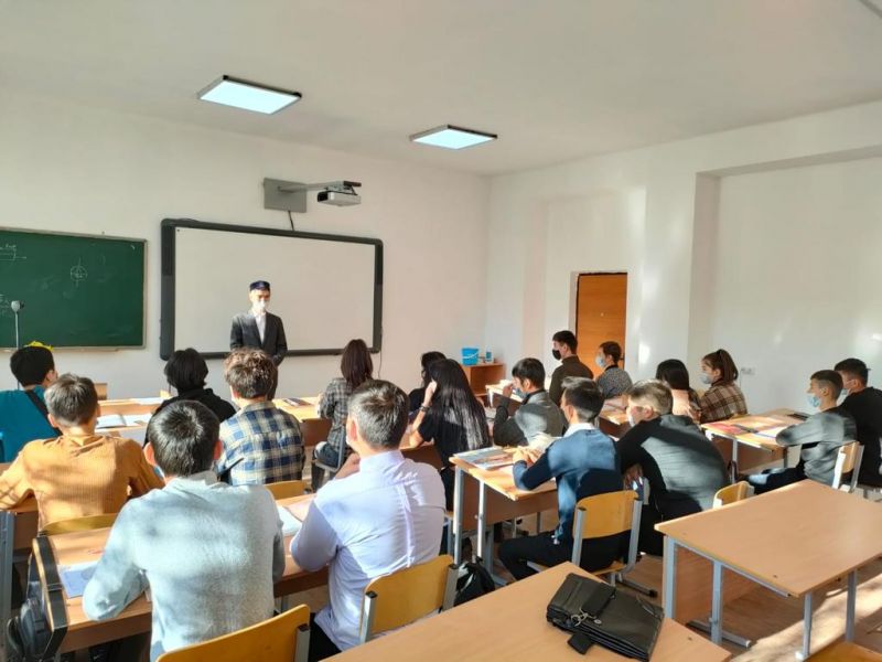 СТУДЕНТТЕРГЕ ЖАТ АҒЫМҒА ҚАТЫСТЫ КЕЗДЕСУ ҰЙЫМДАСТЫРЫЛДЫ