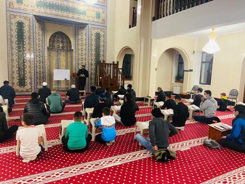 Діни сауат ашу дәрістері жалғасуда  