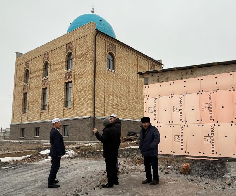 АБАЙ АУДАНЫ ИМАМЫ ЖАҢА МЕШІТ ҚҰРЫЛЫСЫМЕН ТАНЫСТЫ 