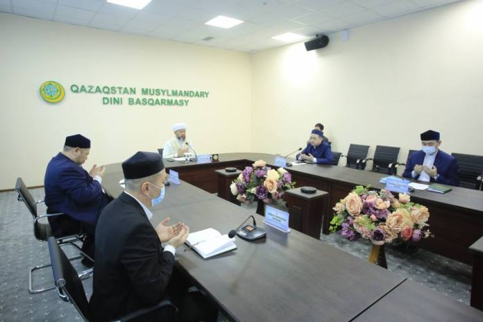 Бас мүфти: Ең әуелі ынтымақты өзімізден бастауымыз керек