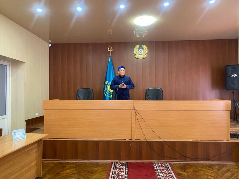 Полиция қызметкерлерімен кездесу өтті 