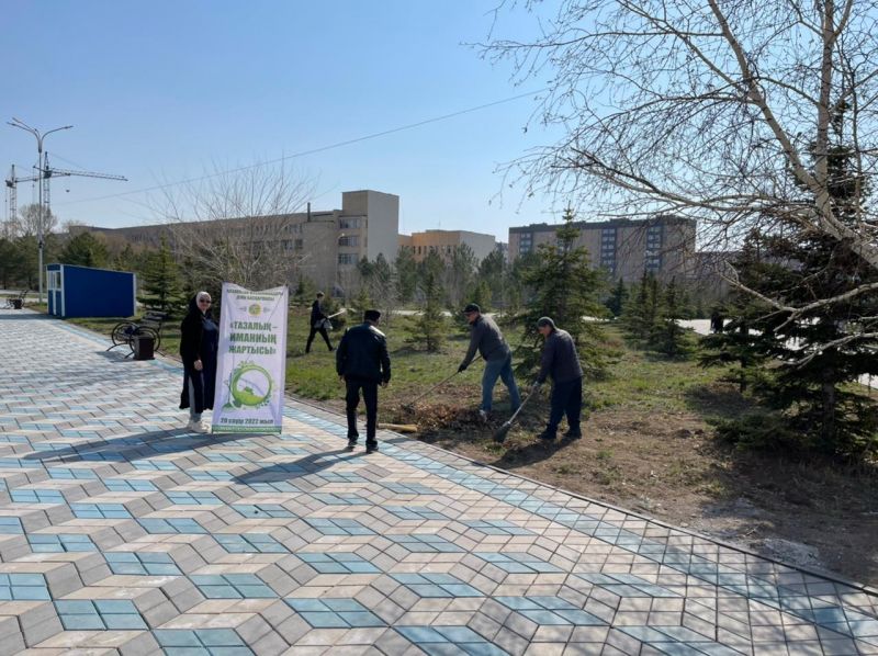 «Әнет баба» мешіті ауласына тазалық жүргізілді