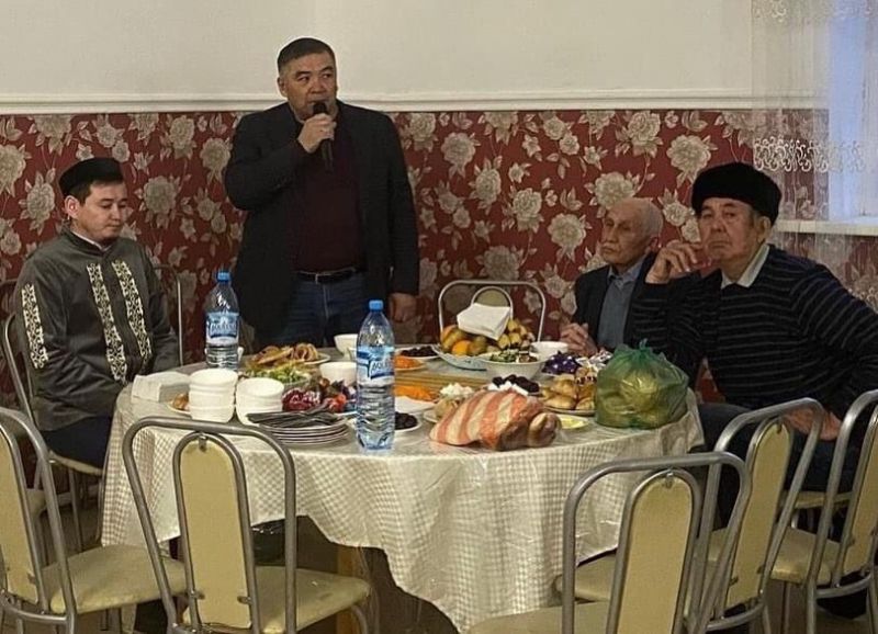 НҰРА АУДАНЫНЫҢ ӘКІМІ АУЫЗАШАР БЕРДІ
