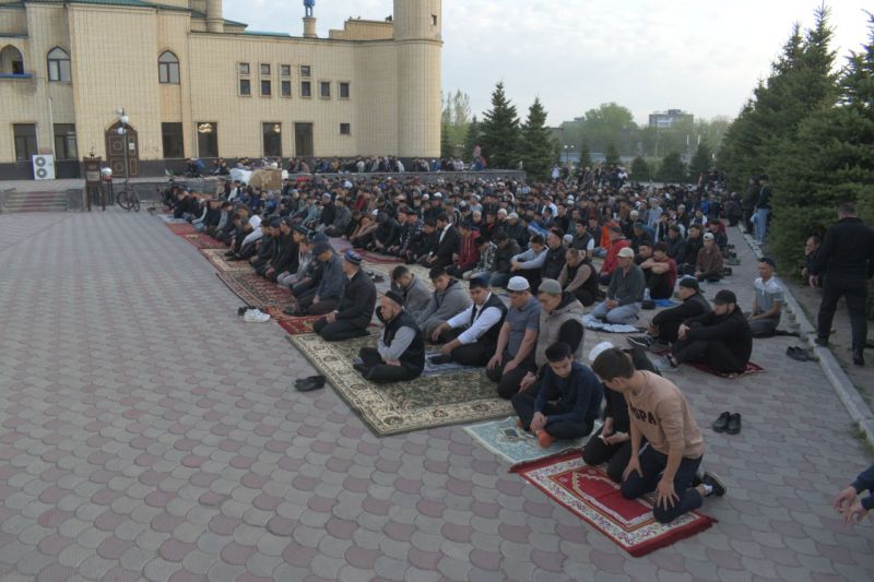 Теміртау: жамағатпен айт намазы оқылды⠀