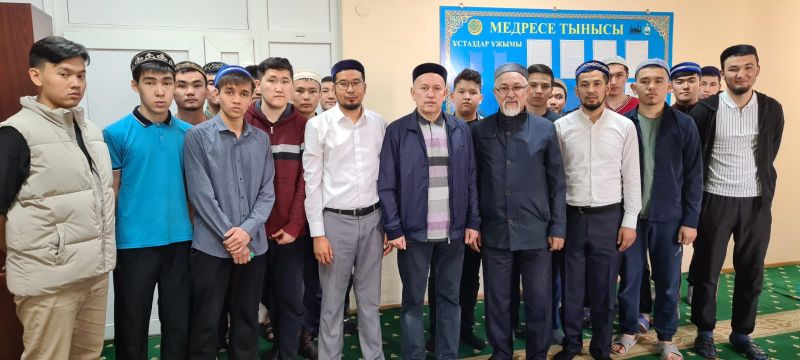 МЕДРЕСЕ ТЫНЫСЫМЕН ТАНЫСТЫ