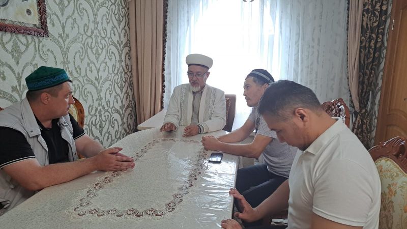 ҚАСИЕТТІ ЖҰМАДА МҰСЫЛМАНДЫҚТЫ ҚАБЫЛДАДЫ