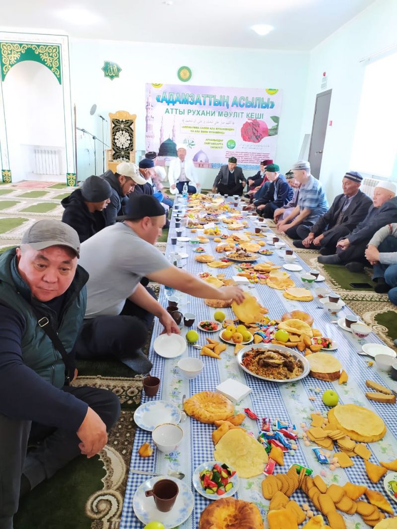 ТОПАР КЕНТІНДЕ МӘУЛІТ ОҚЫЛДЫ