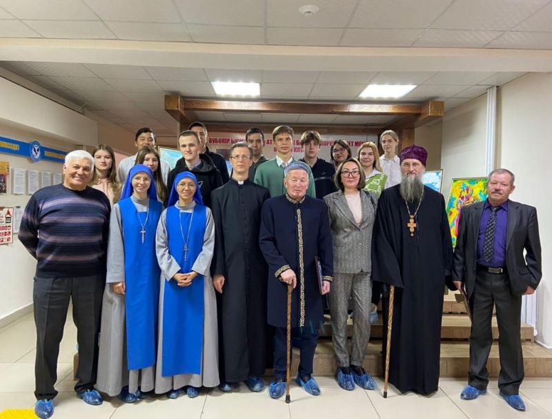 ШАХТИНСКТЕ ДІН ӨКІЛДЕРІ БАС ҚОСТЫ