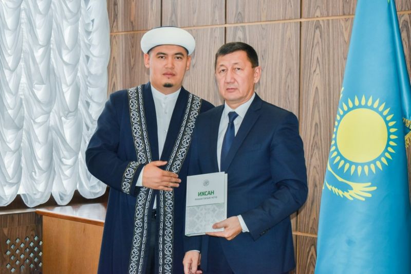 Облыс бас имамы Бұқар жырау ауданының әкімімен кездесті