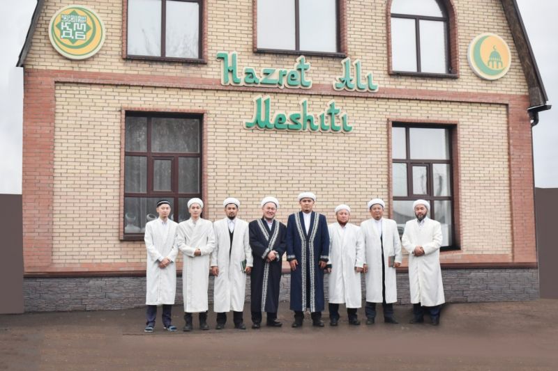 Облыс бас имамы «Хазірет Әли» мешітіне барды (фото)
