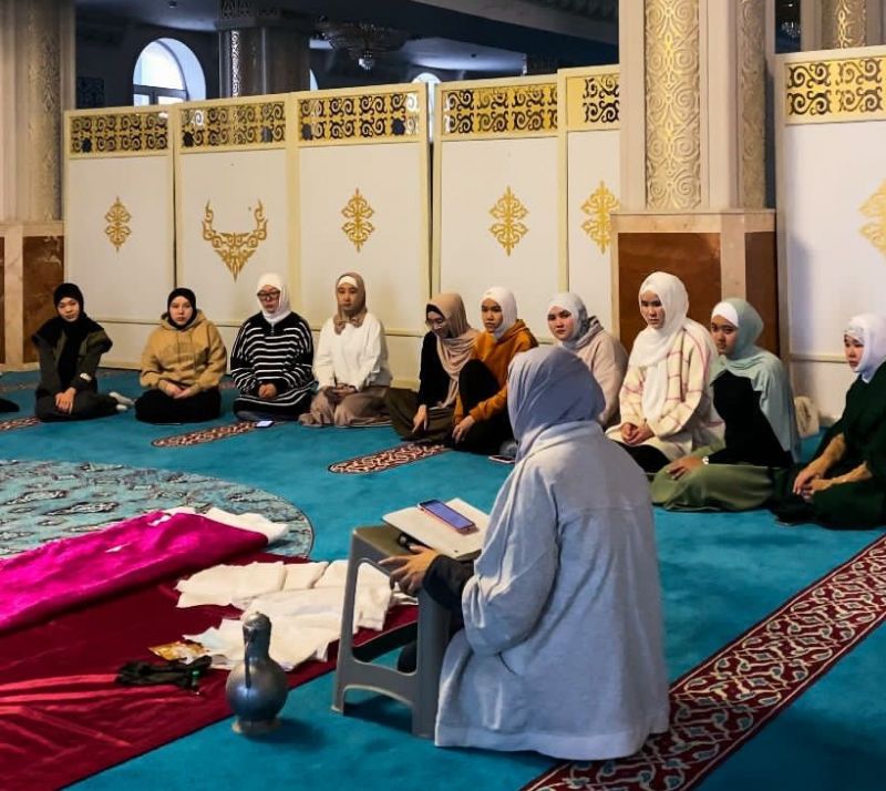 «Мәйітті жуып, кебіндеу» тақырыбында семинар өтті 