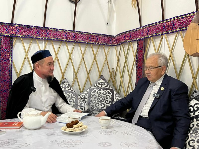 «Дін мен дәстүр» тақырыбы аясында сүбелі сұхбат өрбіді 