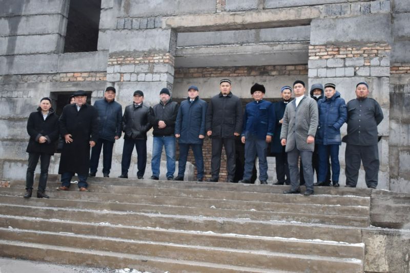 Облыс бас имамы Осакаров ауданындағы мешіт құрылысымен танысты