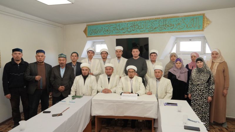 Жаңа имам алғашқы ұжымдық жиналыс өткізді