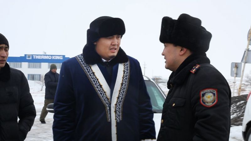 Қарағанды облысы өкілдігі жолаушыларға көмек көрсетуде