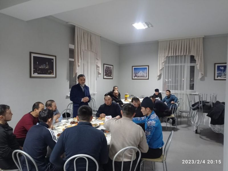 Ақтоғай аудандық мешітінің жамағаты бас қосты