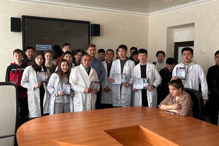 Абайда колледж студенттерімен кездесу өтті