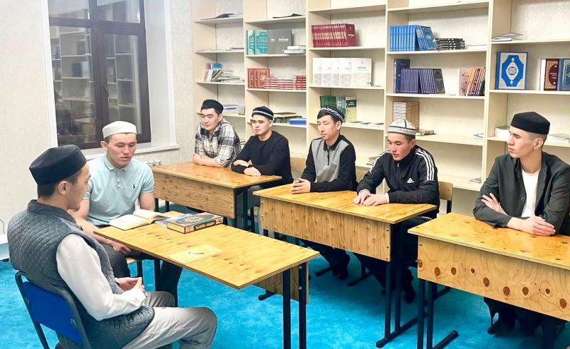  «Қазыбек би» мешітінде Шәкәрім шығармалары насихатталды 