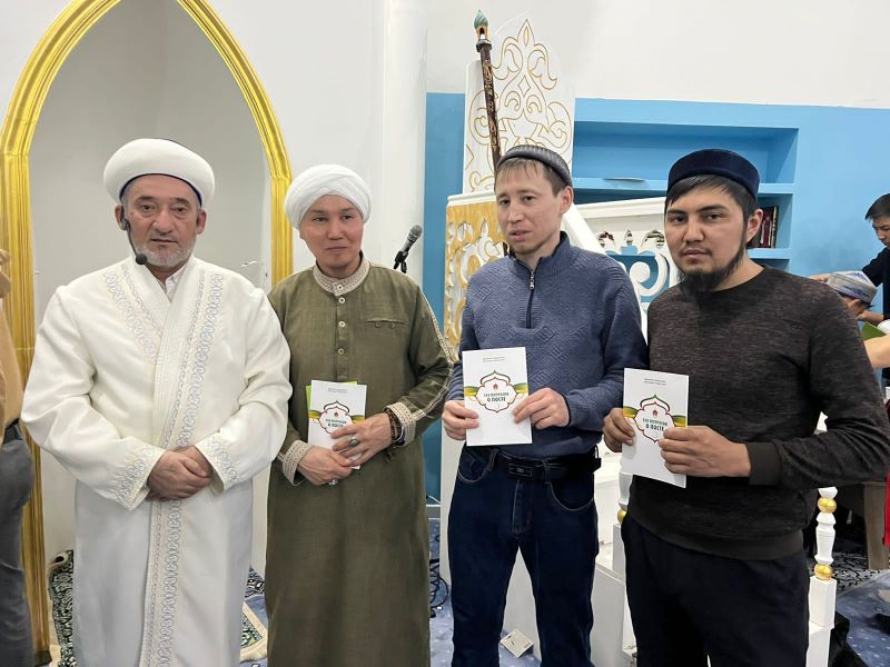  Жамағатқа рамазанға қатысты оқулықтар үлестірілді