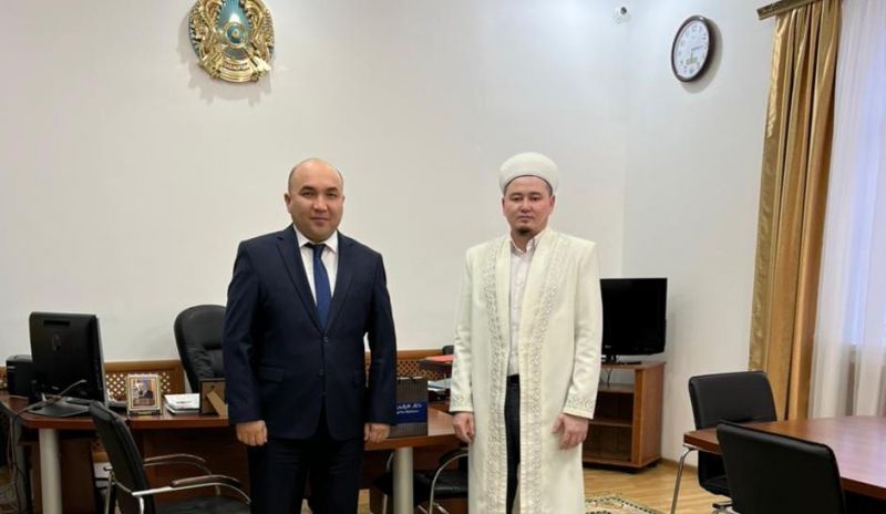 Нұра ауданының имамы аймақ әкімін құттықтай келді