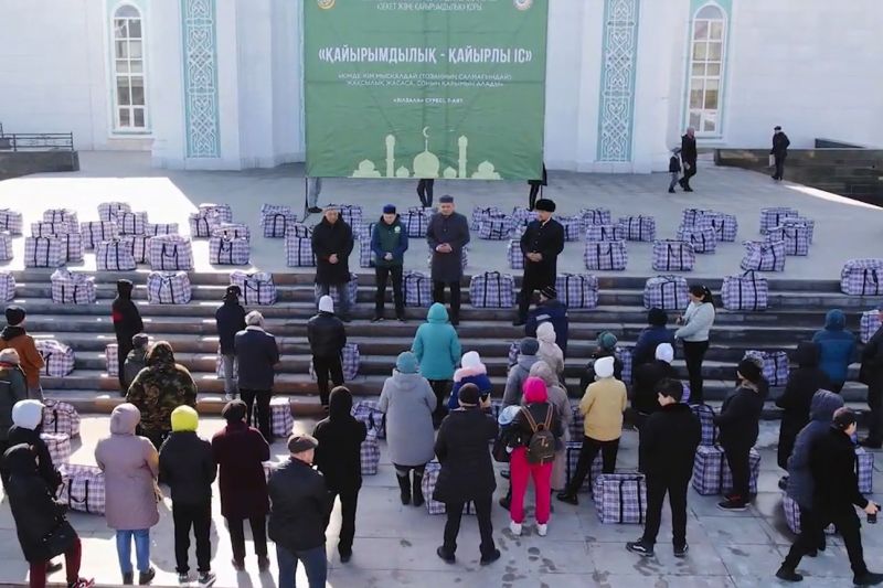 «Әнет баба» мешітінде 250 отбасыға азық-түлік үлестірілді