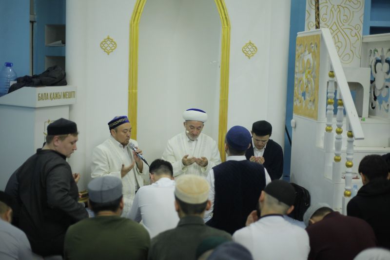 «Бала қажы» мешітінде өткен қадір түні