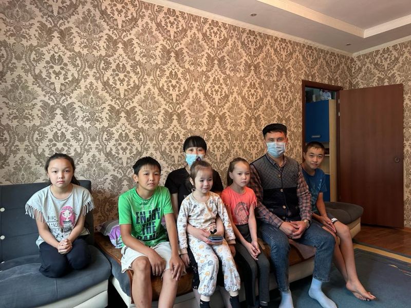 «Өмірге үміт сыйла»: жалғыз басты анаға көмек көрсетілді