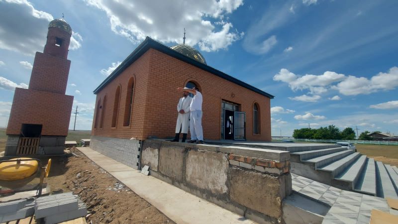 Баймырза ауылында жаңа мешіт бой көтеріп келеді