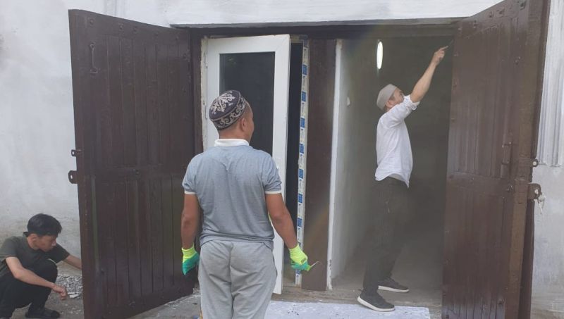 Саран қалалық мешітінде тазалық жұмыстары жүргізілуде