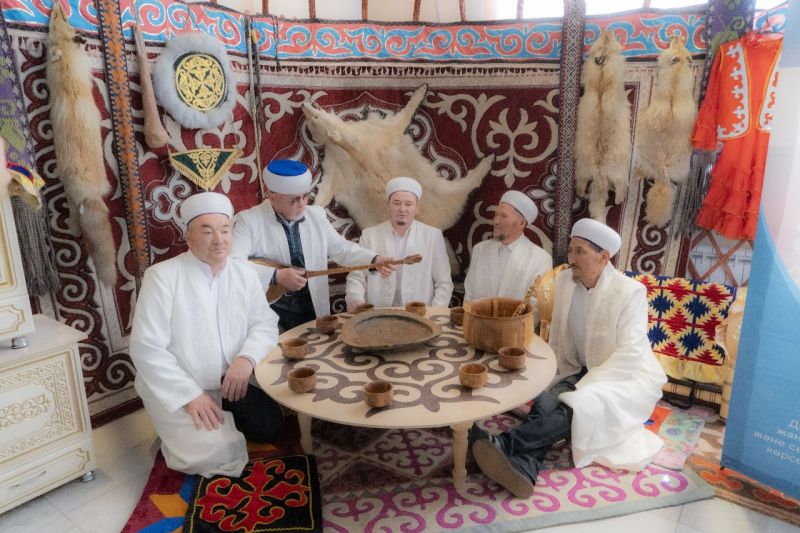 Нұра ауданының имамдары тарихи жәдігерлермен танысты