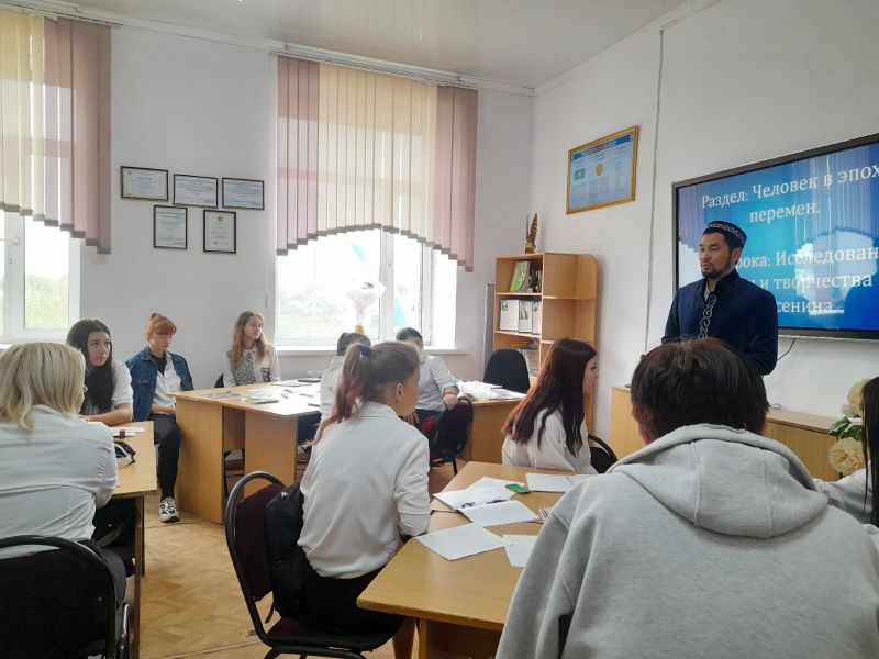 Саранда студенттермен кездесу өтті