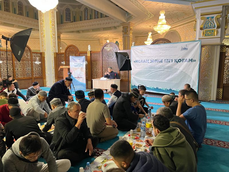«Әнет баба» мешіті жамағаты апталық дастарханда бас қосты
