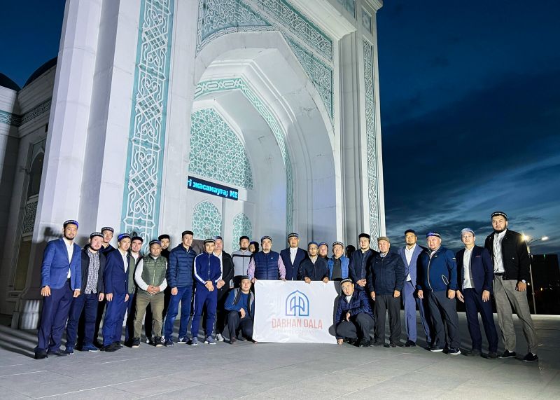 Елорда имамдары «Әнет баба» мешітін зиярат етті