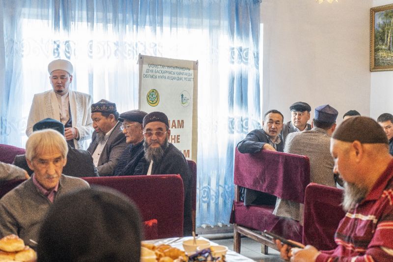 Көбетей ауылы жамағатымен кездесу өтті