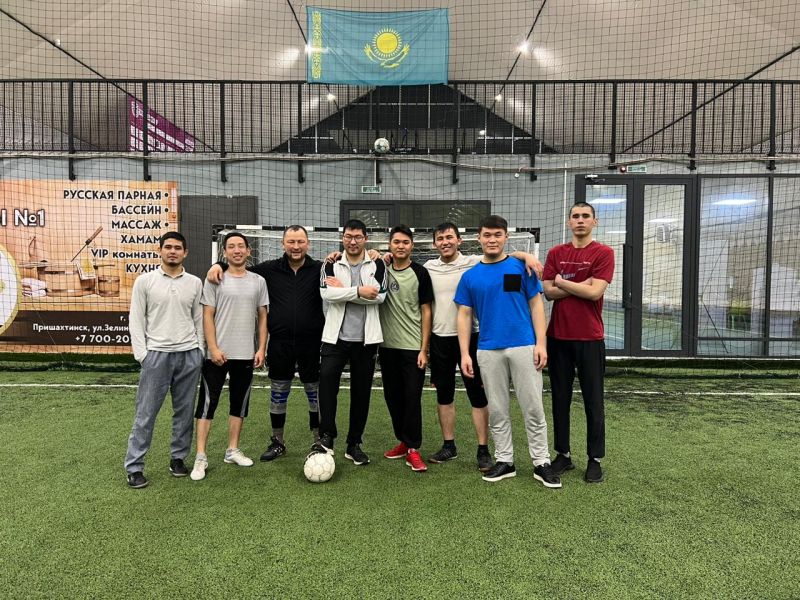 «Қазыбек би» мешіті жамағаты футбол алаңында бас қосты 