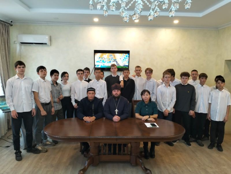 Тау Кен колледжі студенттерімен кездесу өтті