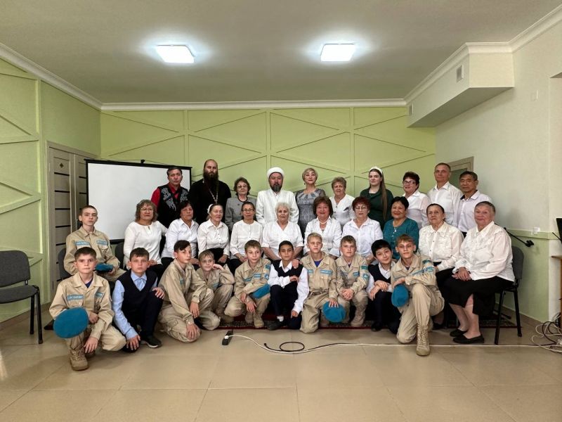 Молодежный кенті халқымен кездесу өтті