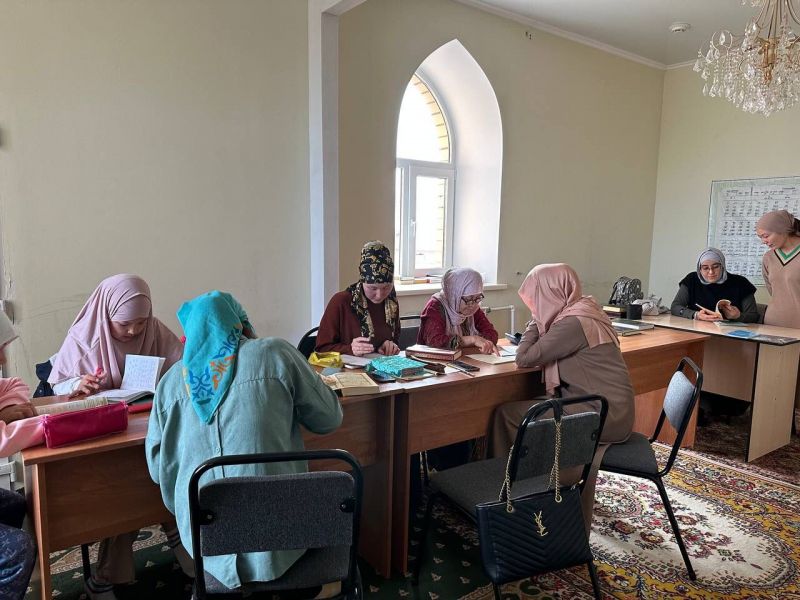 Абайда діни сауат ашу дәрістері жалғасып келеді