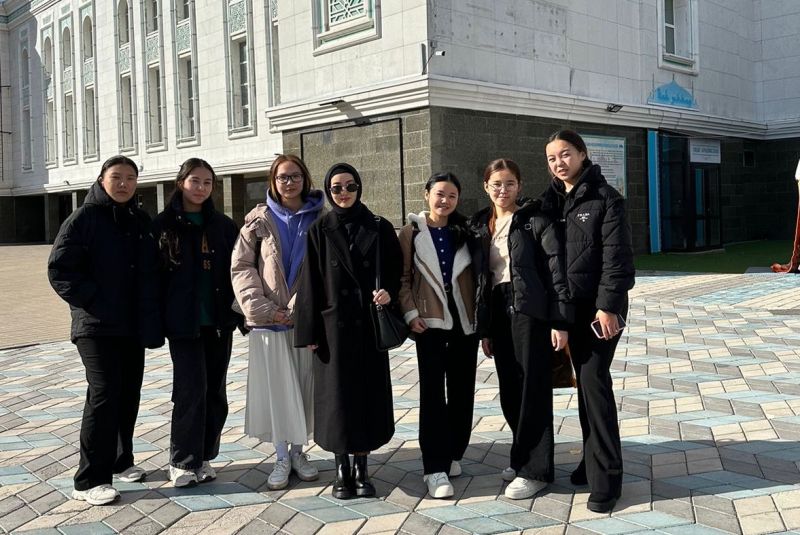 ЕРІКТІЛЕР  «ӘНЕТ БАБА» МЕШІТІНЕ ТАЗАЛЫҚ ЖҰМЫСТАРЫН ЖҮРГІЗІЛДІ 