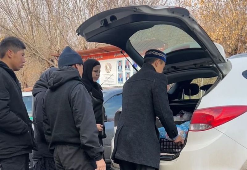 «Әл Машани» мешіті шахтадағы қызметкерлерге ыстық ас үлестірді