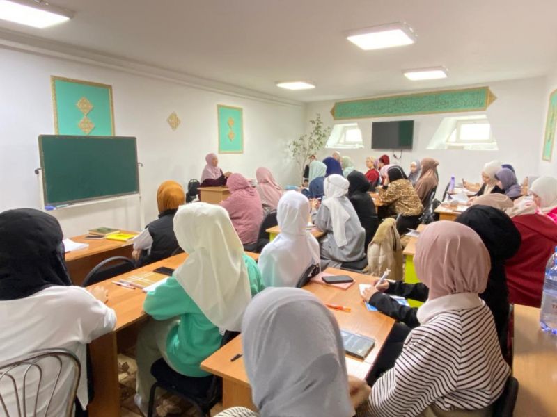 «Отбасындағы әдеп» тақырыбында дәріс өтті