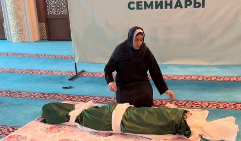 Мәйітті жуу және кебіндеу жөнінде дәріс өтті 