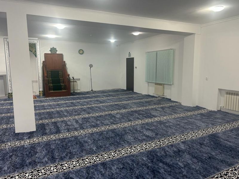 «Жұмабек Тәшен» мешітінің кілемдері ауыстырылды