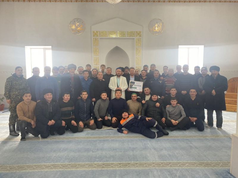 Мешіт жамағаты «Ұмра» қажылығын тарту етті